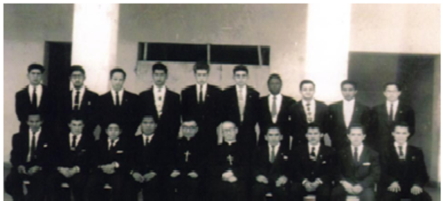 Alta nomina de docentes titulados en universidades de Europa