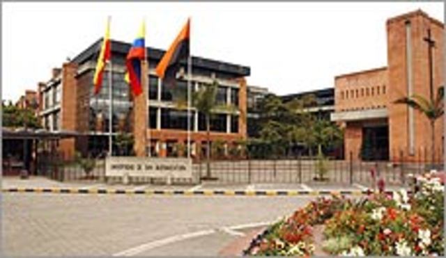 Apertura en Medellin