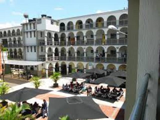 Restauración del Colegio de San Buenaventura y su reconocimiento como Universidad