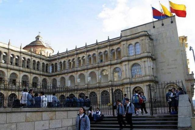 Reestaurar el Colegio