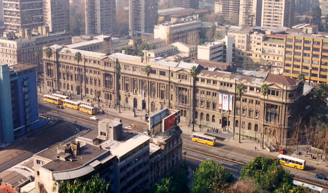 Aparecen en los siglos XII y XIII las UNIVERSIADADES