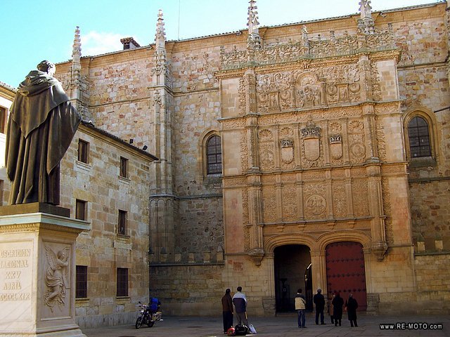 Aparición de la Universidad