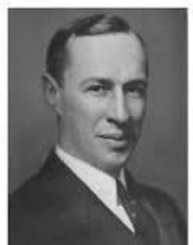 Rensis Likert (Wyoming E.U.A)