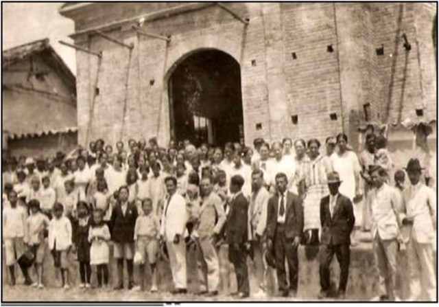 surguimiento de intituciones en colombia colegio san bartolome