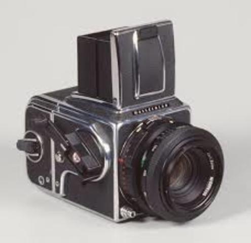 Sony demonstrates Mavica "still video" camera