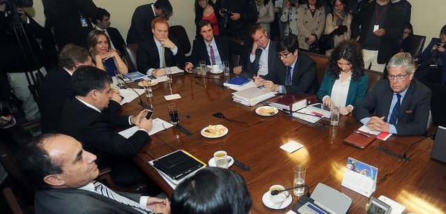 Comisión de Educación aprueba idea de legislar proyecto sobre fin al lucro, copago y selección en educación