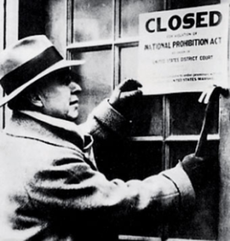 LA POSTGUERRA Y LA GRAN CRISIS