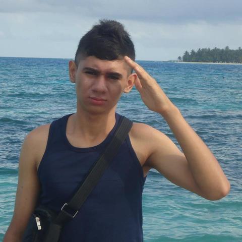 1ra. INTERACCION DE HECTOR DANIEL GIRALDO CON LAS REDES SOCIALES