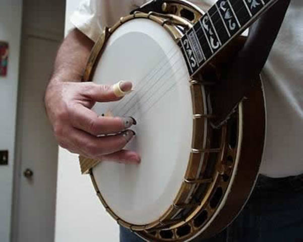 musicians started fingering plucking