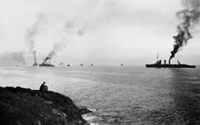 Surrendered German fleet at Scapa Flow scuttled