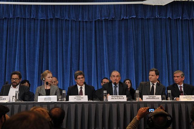 Inician dialogos de Paz con las FARC