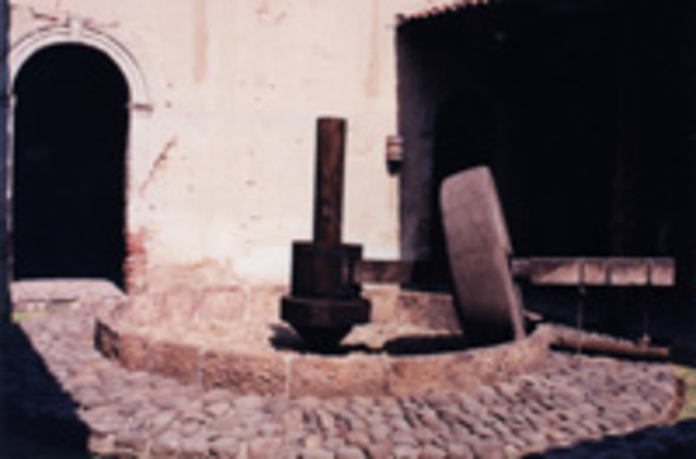 El vino de mezcal como la 1ra bebida comercial