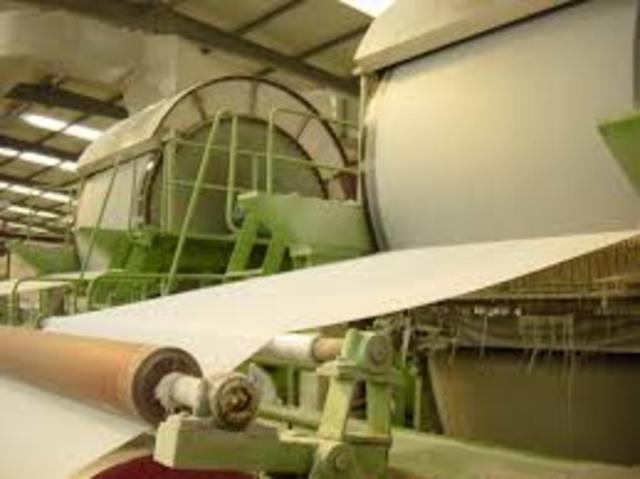 Paper is first produced in Spain