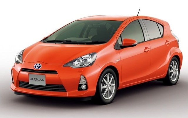 TOYOTA INVENTA AUTO HIBRIDO