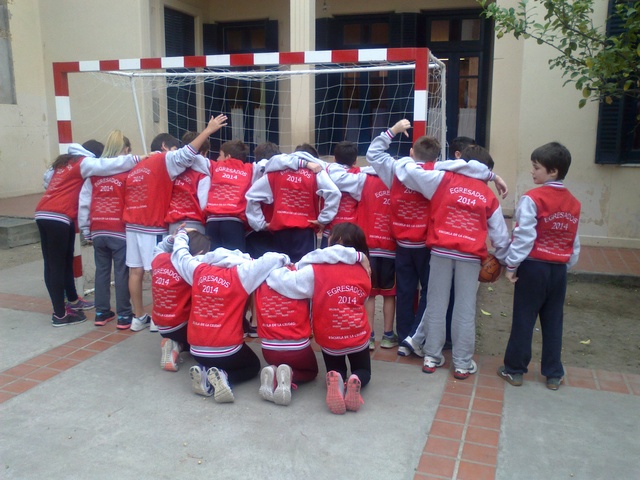 Tenemos los buzos de egresados