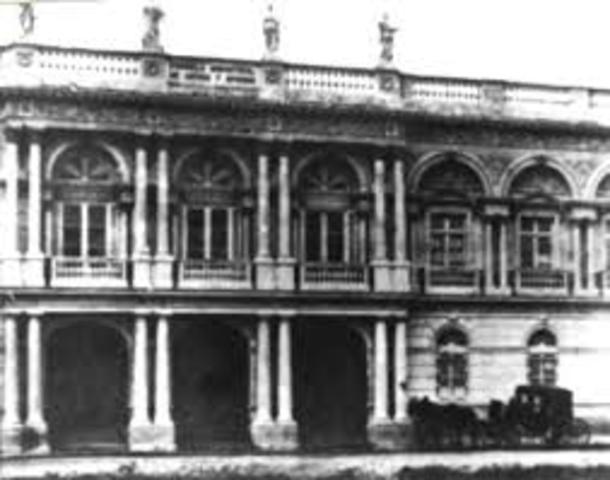 Escuela enfocada a la industria