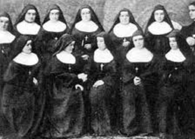 Parte como responsable del primer grupo de misioneras a America