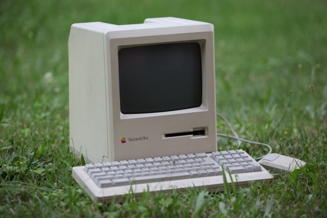 Macintosh Plus Introduced