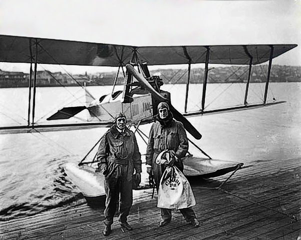 First air mail flight