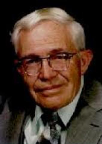 US Astronomer Clyde Tombaugh discoveres Pluto