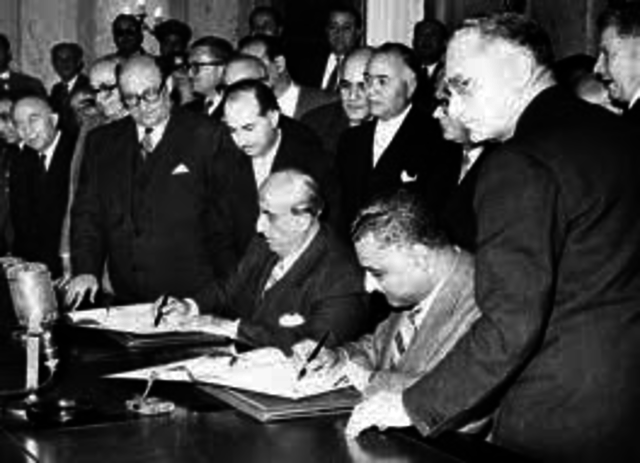 People's Republic of China admitted to UN