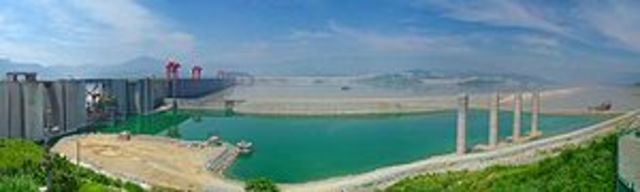 Building of the Three Gorges Dam
