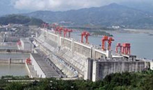 Building of the three gorges dam