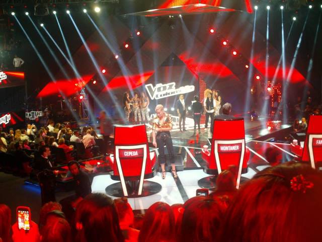 yo en los shows en vivo de la voz colombia