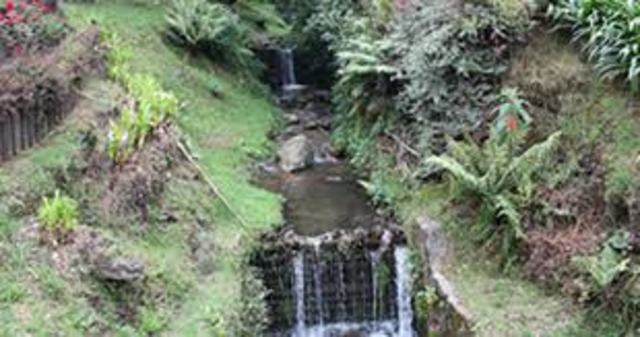 estraer agua de la quebrada de chiguaza