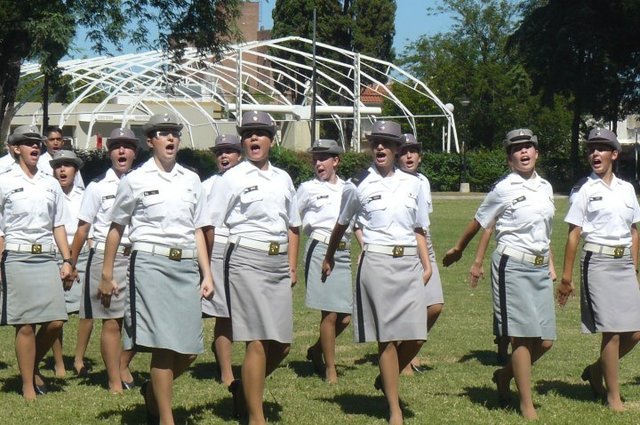 Mujeres en nuestras filas