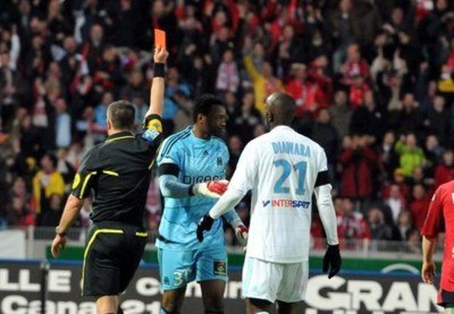 Premier carton rouge en championnat