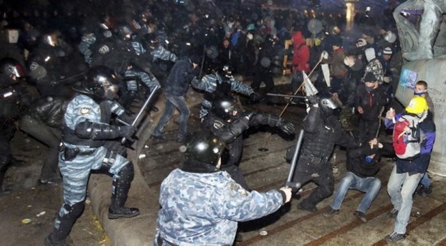Berkut Attacks Sleeping Protesters