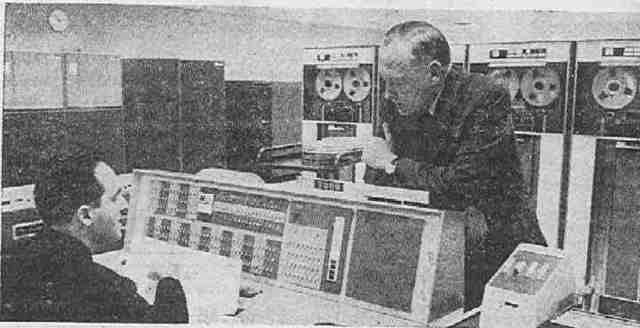 1961: CTSS (Compatible Time-Sharing System)