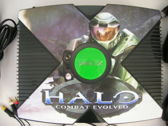 Limited editon HALO Xbox Apr 6 2004