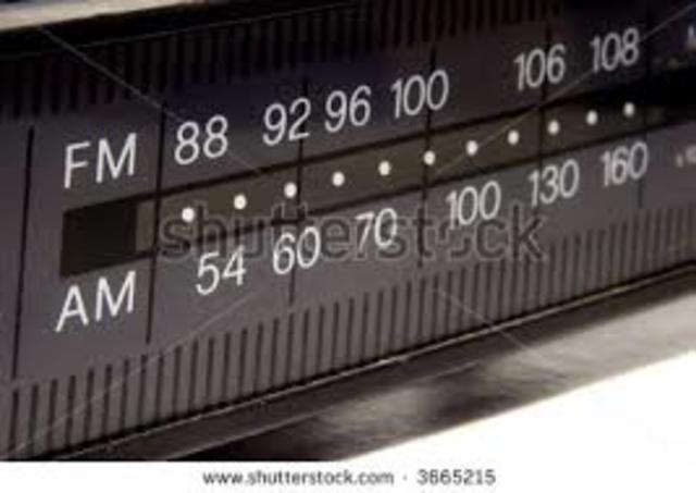 first FM radio