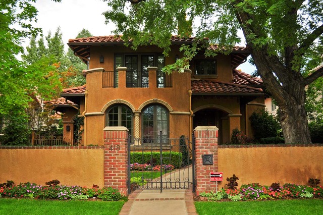 Spainsh Stucco and Asmmetrical