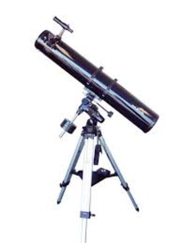 Robert Hooke - reflective microscope