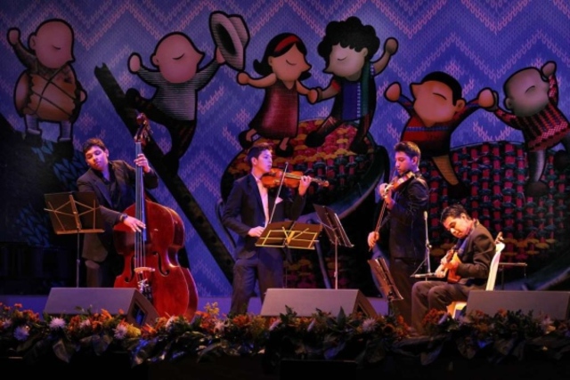 ESTRENO DE ESCENARIO