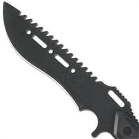 Castle, Beckett, Del, Black, and Nameless Henchman #1 share some tense moments in a Tunsiain courtyard.