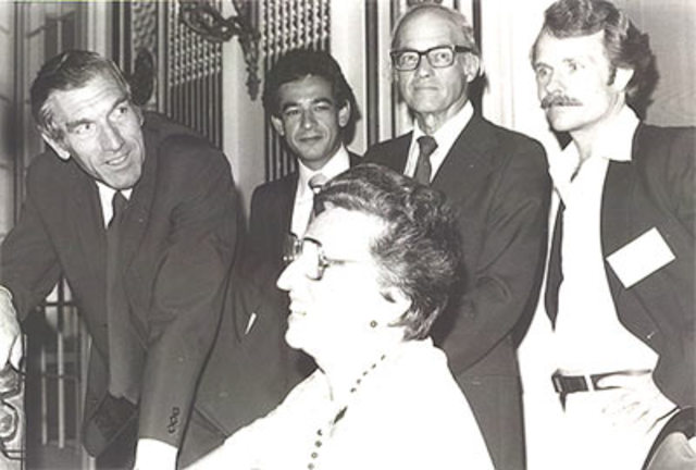 Ivan Boszormeny/ Nagy y colaboradores se crea el grupo en Filadelfia el cual es uno de los grupos catalogados como mas significativos  en el campo de la investigacion y formacion de profesionales  en la terapia familiar