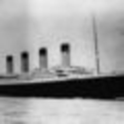 Titanic sinks