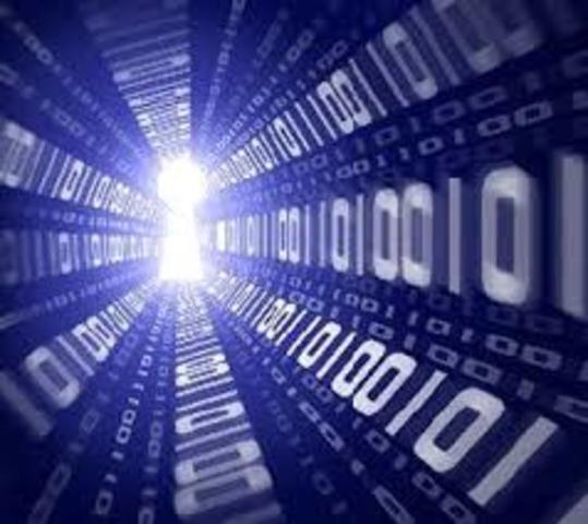 La informatica es intruducida a las organizaciones.