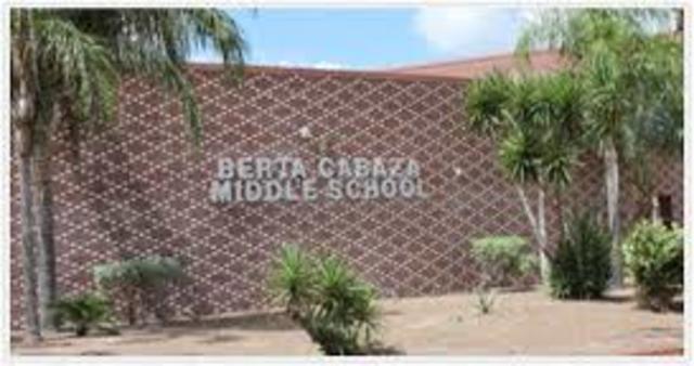 culmino el 2do año de secundaria y me traslado a san benito texas ingreso al 8vo grado en middle school berta cabaza