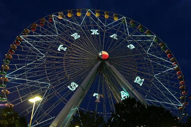 Texas Centennial Expositiion opensat Dallas' Pair Park .