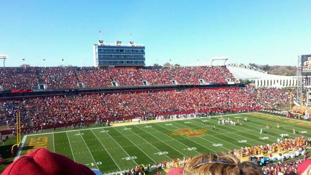 El estado de Iowa gano el partido contra Iowa!