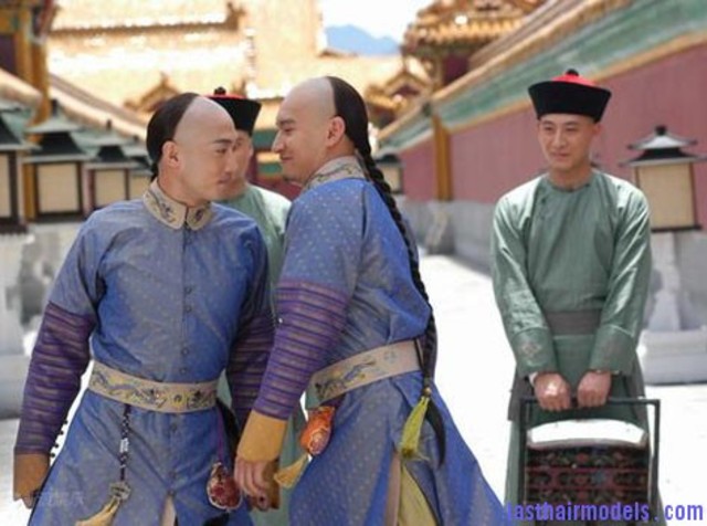 Manchus establish Qing Dynasty in China