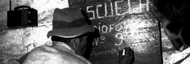 Escuelas radiofónicas