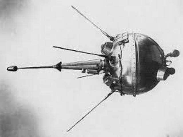 the union launches luna 2