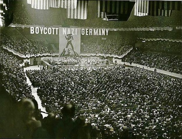 American Jews hold a mass rally at Madison Square Garden, in New York  to pressure the U.S. government into helping the Jews of Europe