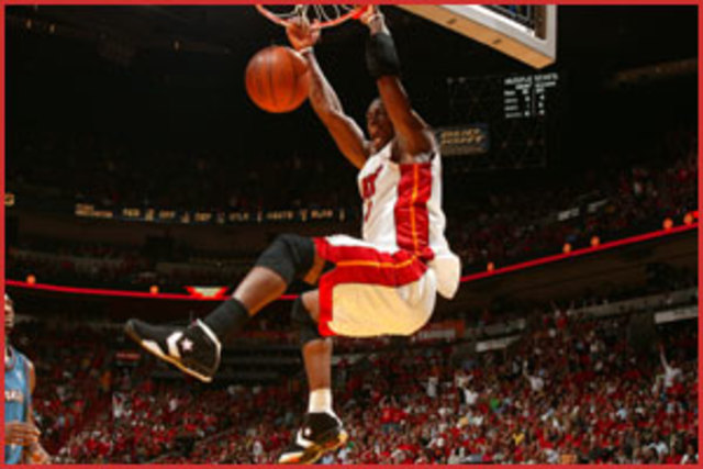 converse sign dwayne wade to wear the produce